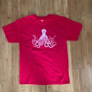 NWOT octopus T-shirt. Men’s medium.